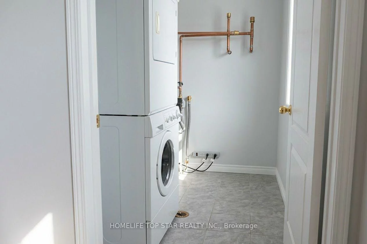 29, Woodway, Cornell, Markham