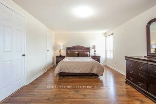 113, Upton, Milliken Mills West, Markham