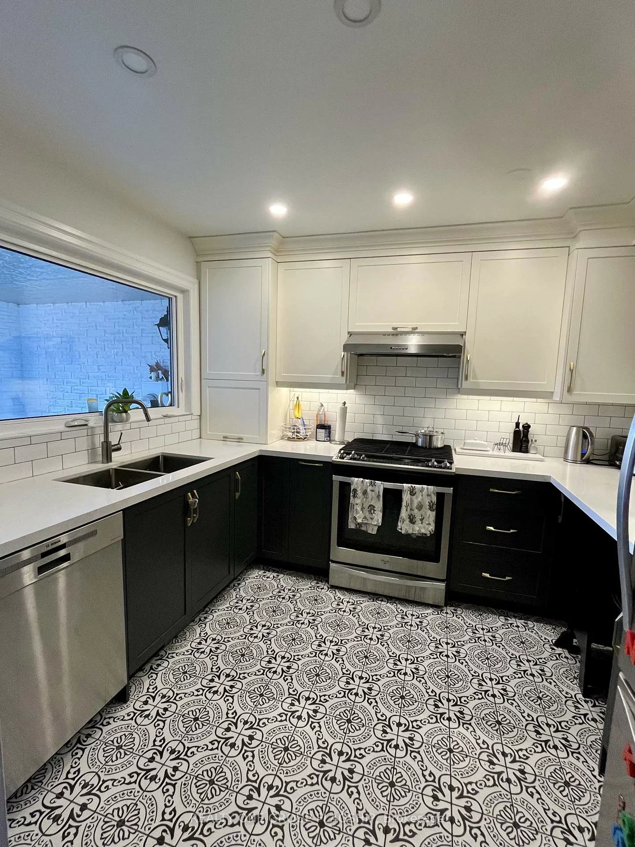 73, Durie, Aileen-Willowbrook, Markham