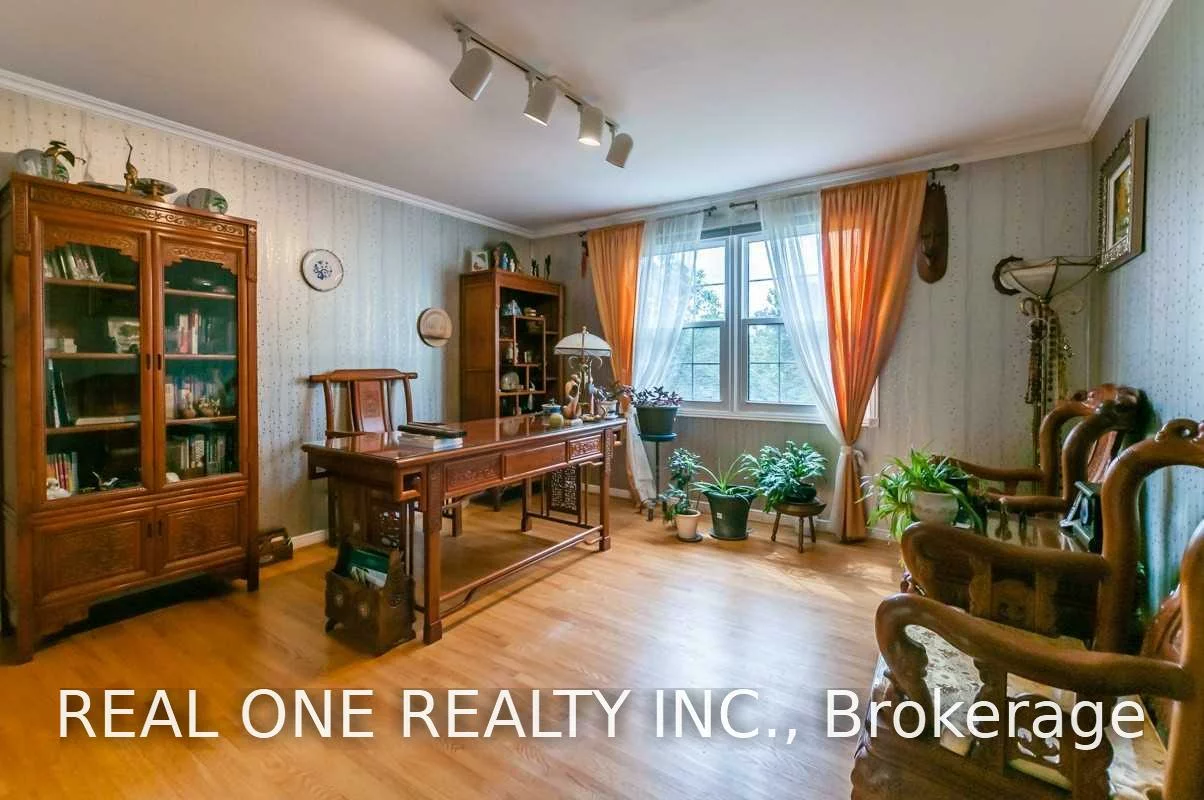 125, Briarwood, Unionville, Markham