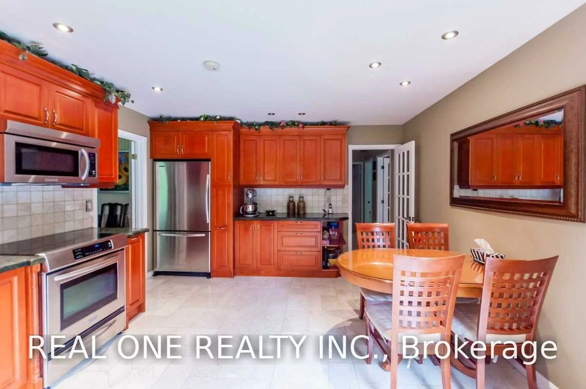 125, Briarwood, Unionville, Markham