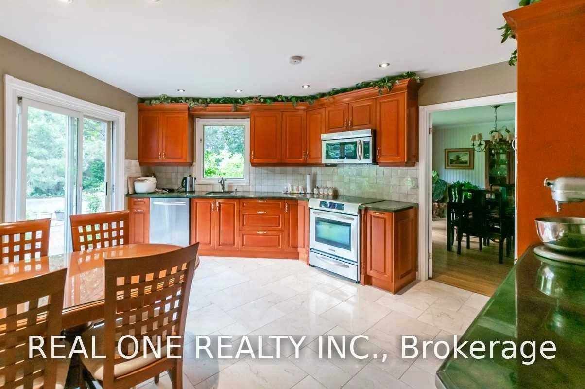 125, Briarwood, Unionville, Markham