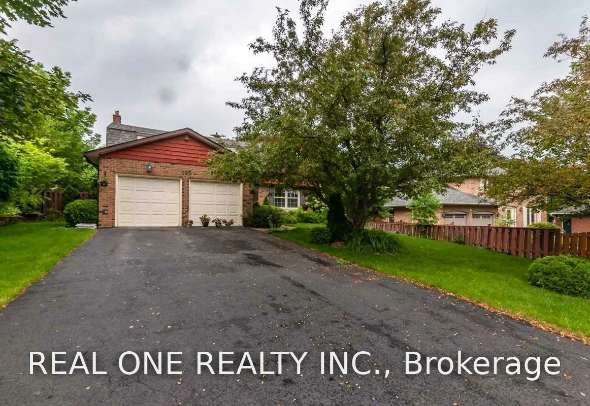 125, Briarwood, Unionville, Markham