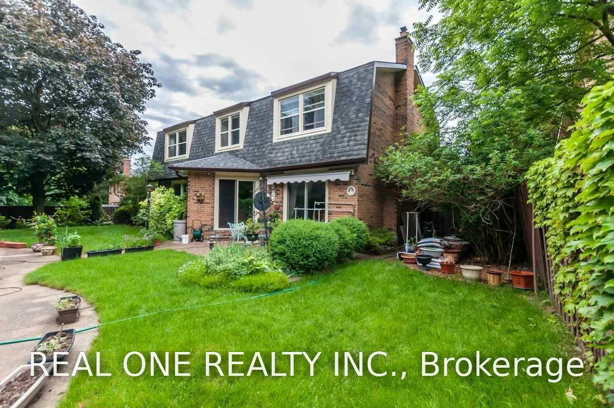 125, Briarwood, Unionville, Markham