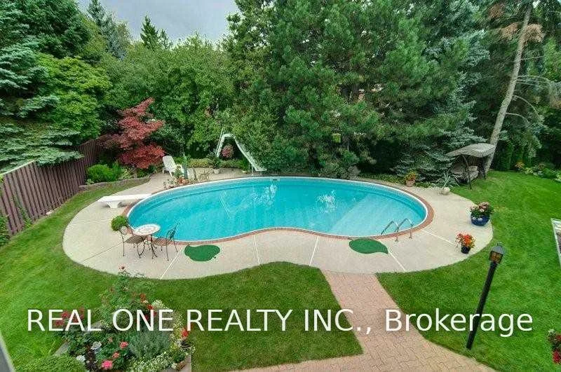 125, Briarwood, Unionville, Markham