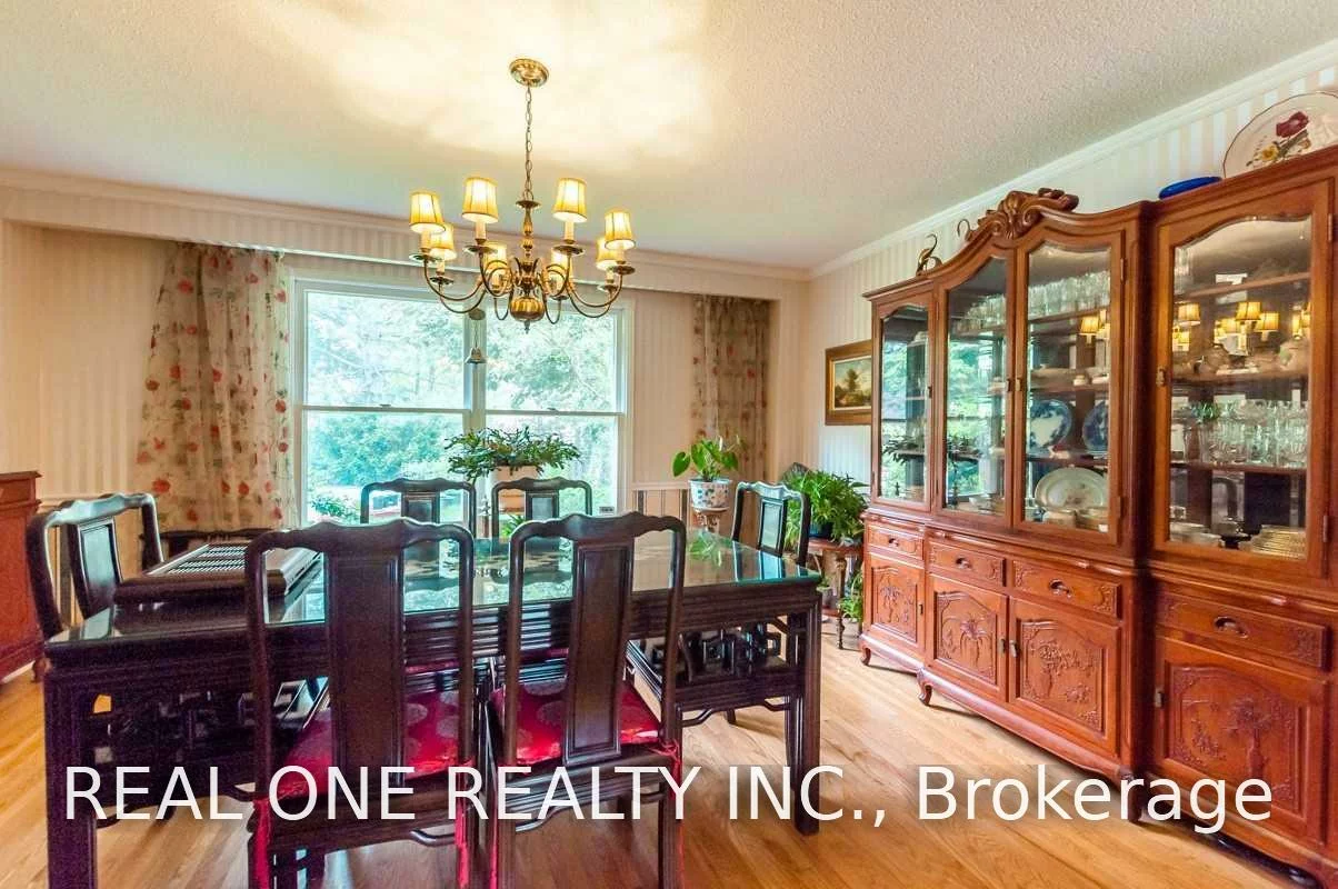 125, Briarwood, Unionville, Markham