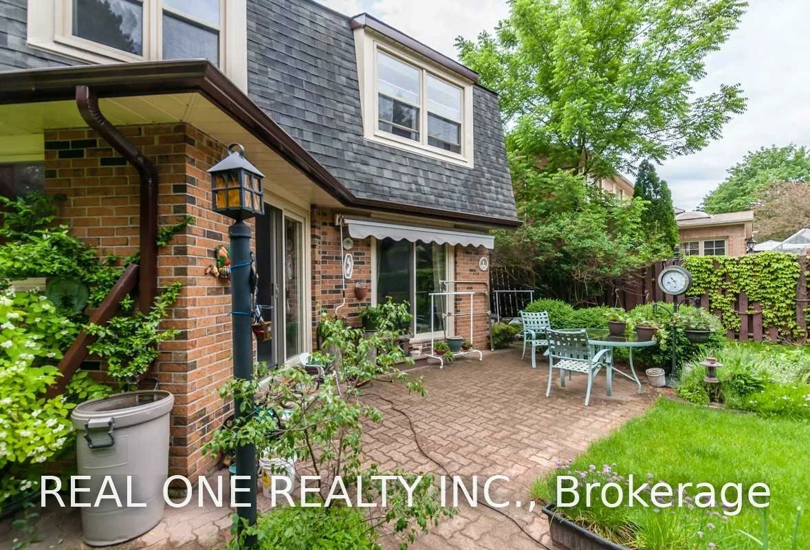 125, Briarwood, Unionville, Markham