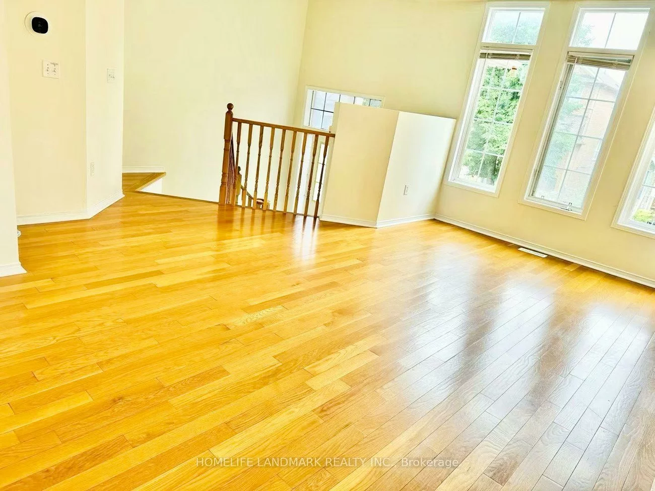 19, Fairlawn, Berczy, Markham