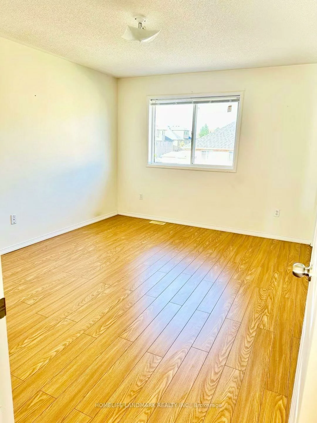19, Fairlawn, Berczy, Markham