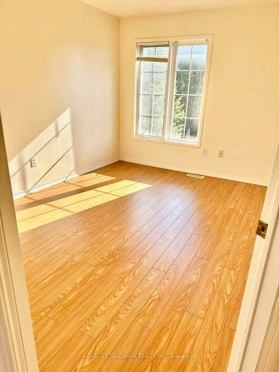 19, Fairlawn, Berczy, Markham