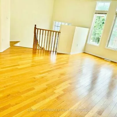 19, Fairlawn, Berczy, Markham