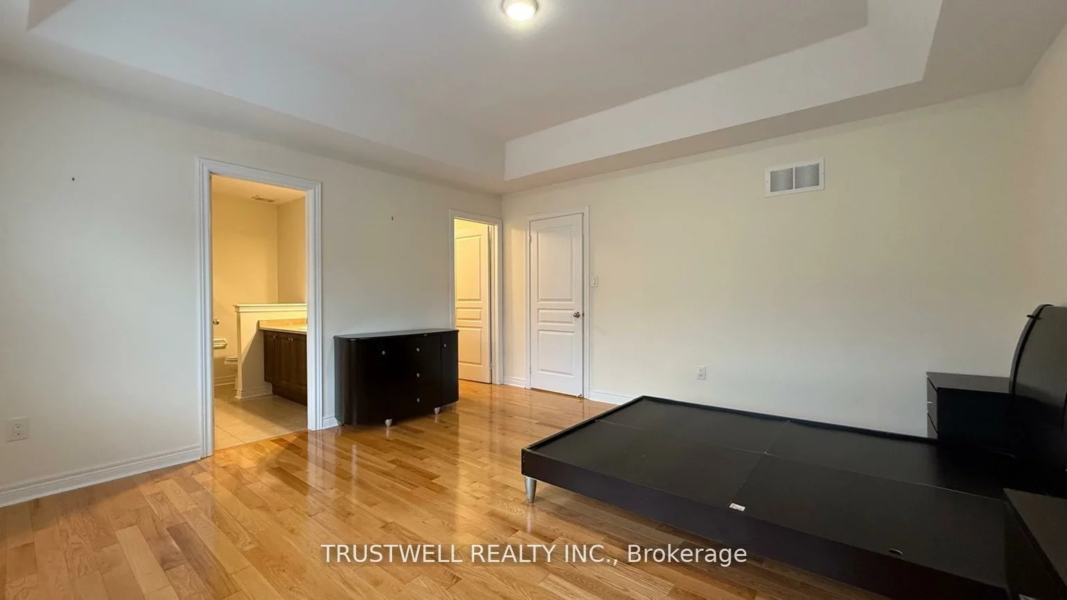 54, Busch, Berczy, Markham