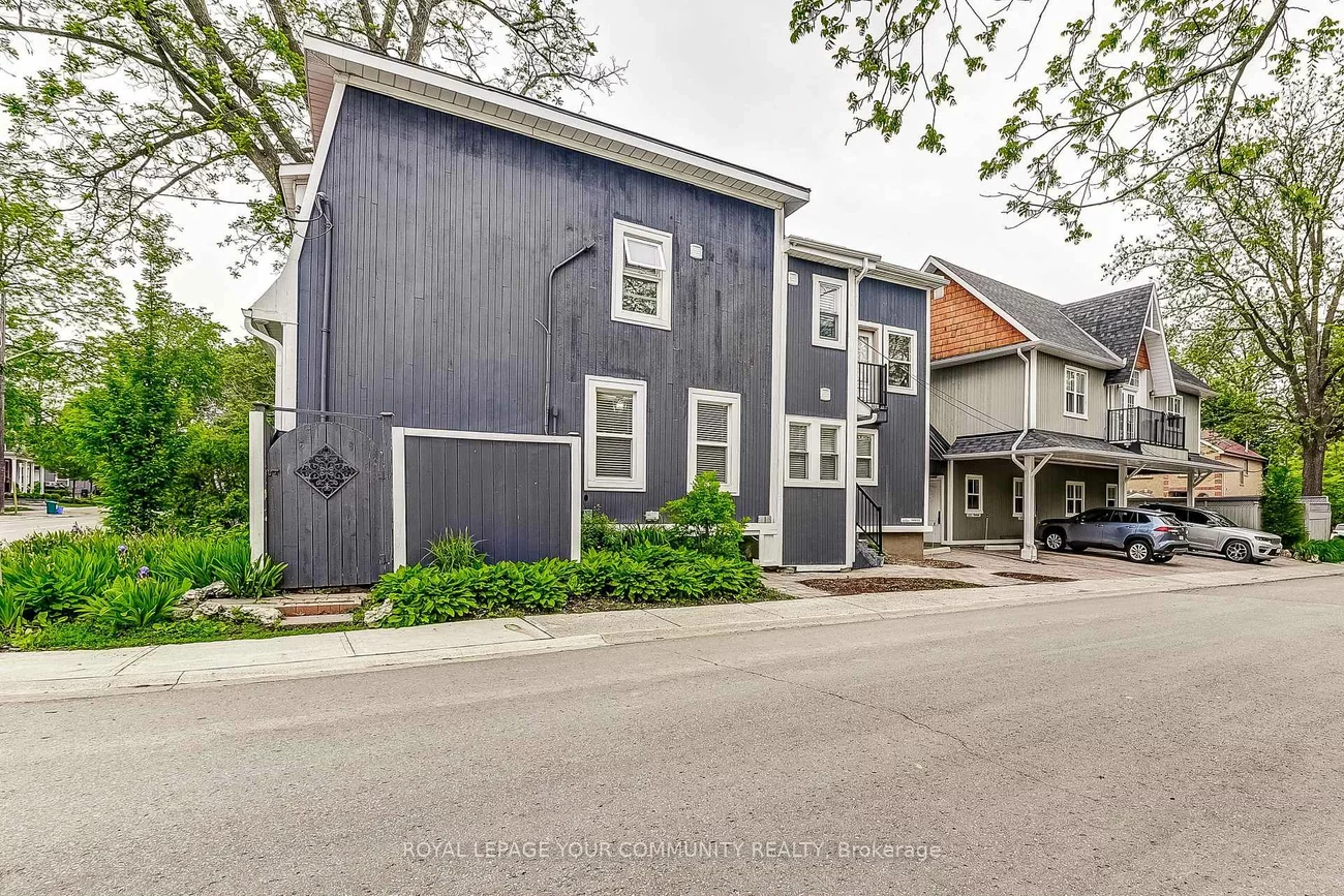 23-A, Washington, Old Markham Village, Markham