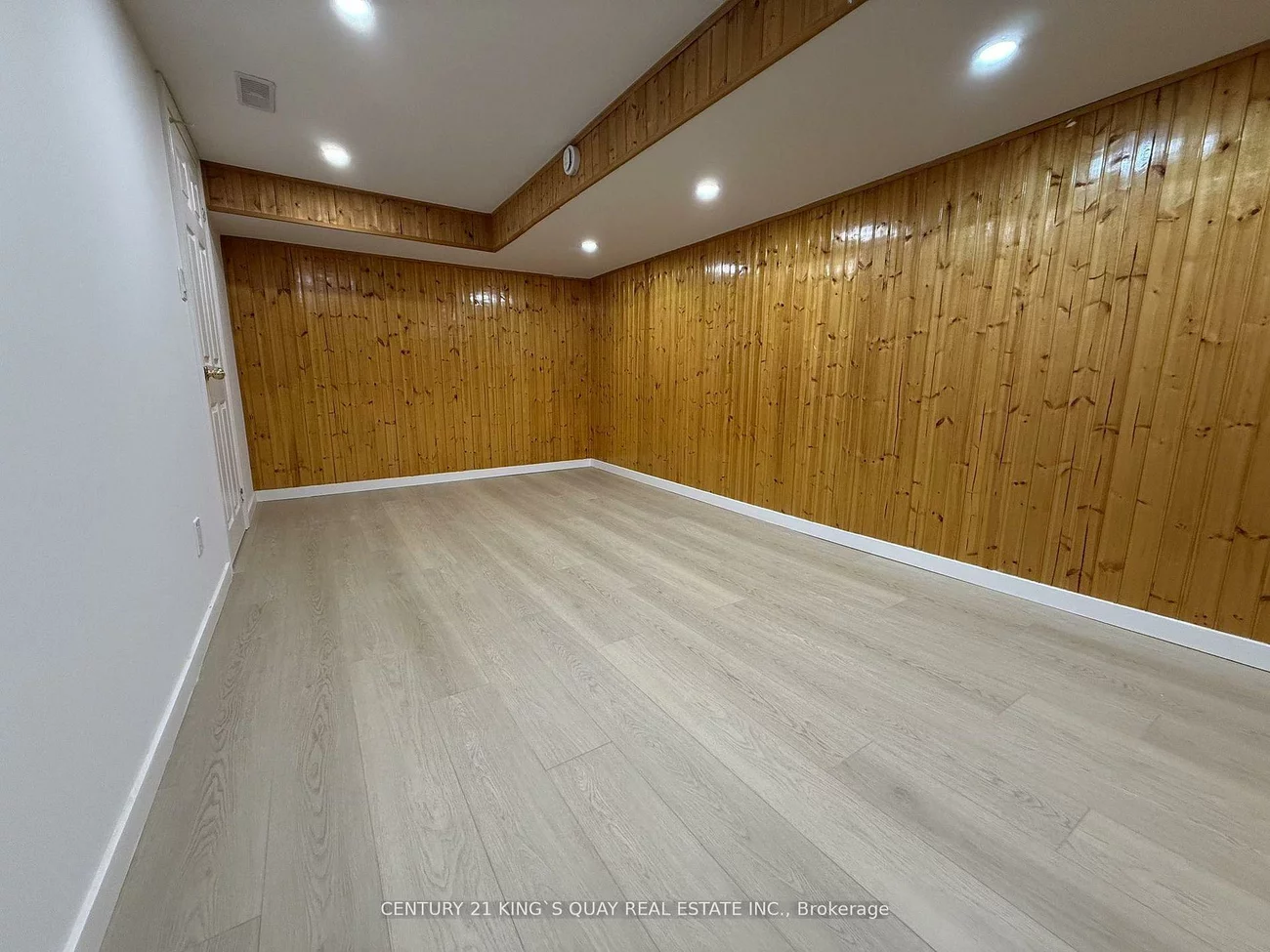 305, Castan, Village Green-South Unionville, Markham
