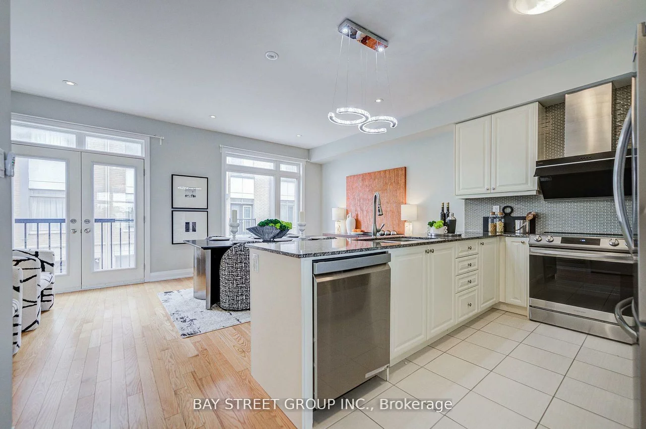 6, Teasel, Unionville, Markham