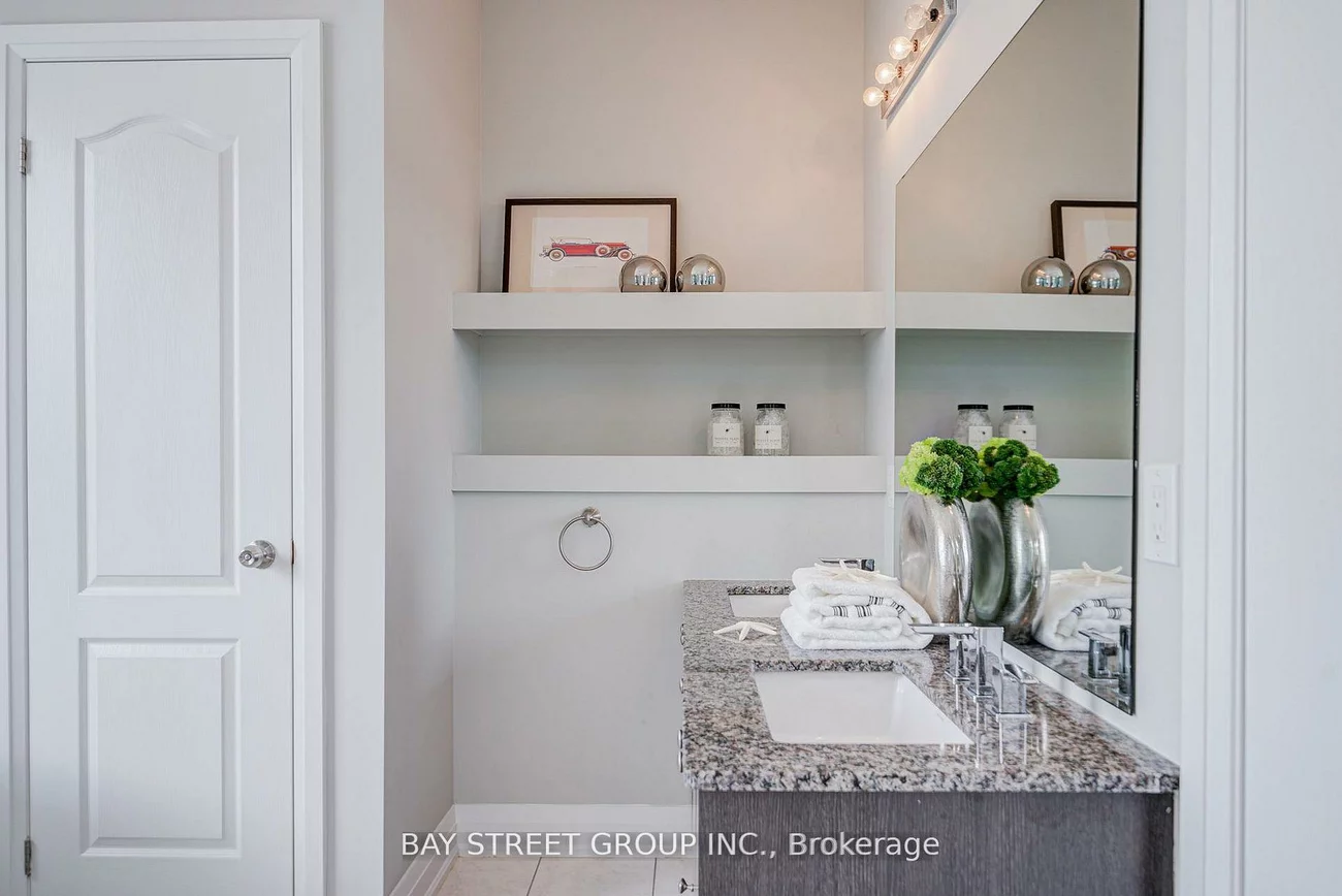 6, Teasel, Unionville, Markham
