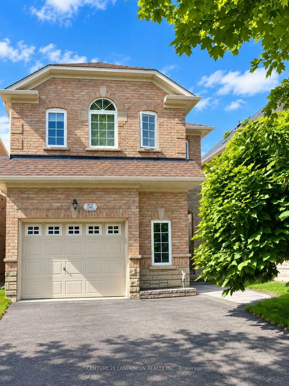52, Kentley, Berczy, Markham