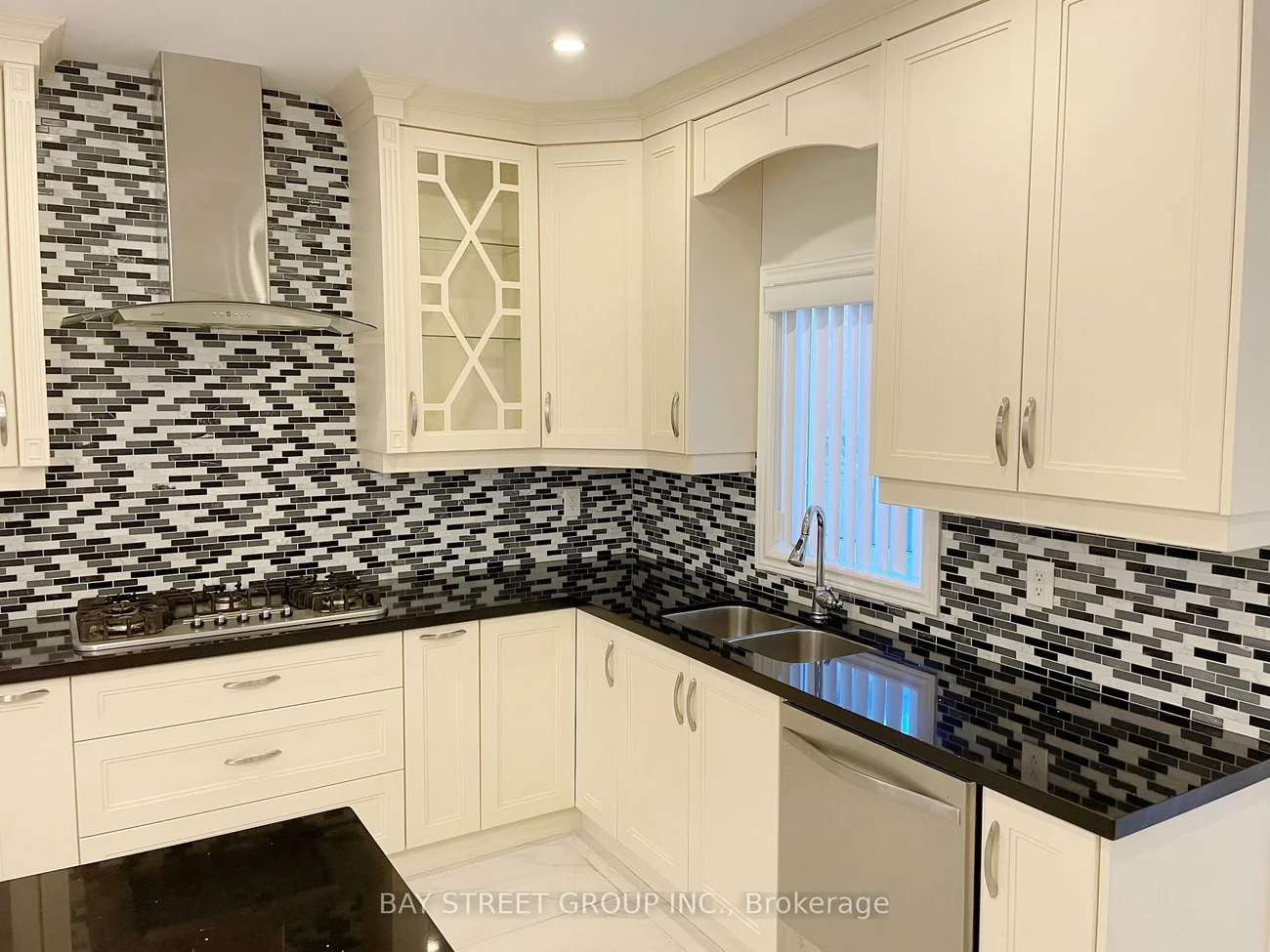18, River Forest, Rouge Fairways, Markham
