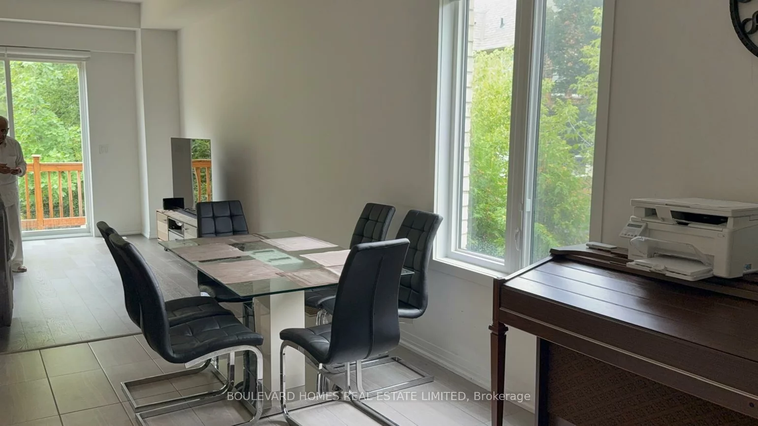 38, Yans, Buttonville, Markham