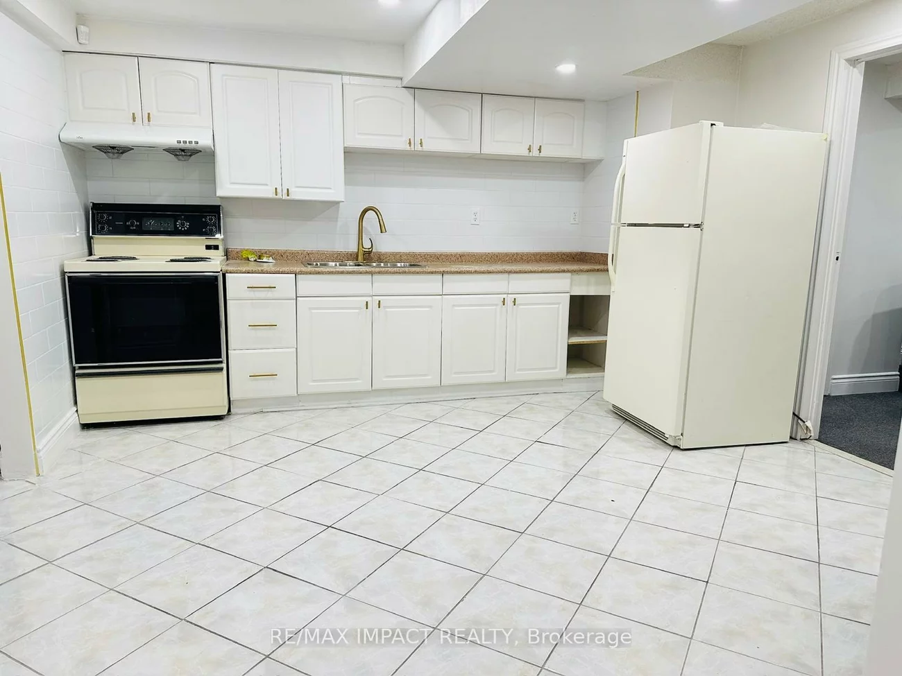 25, Caldbeck, Milliken Mills East, Markham