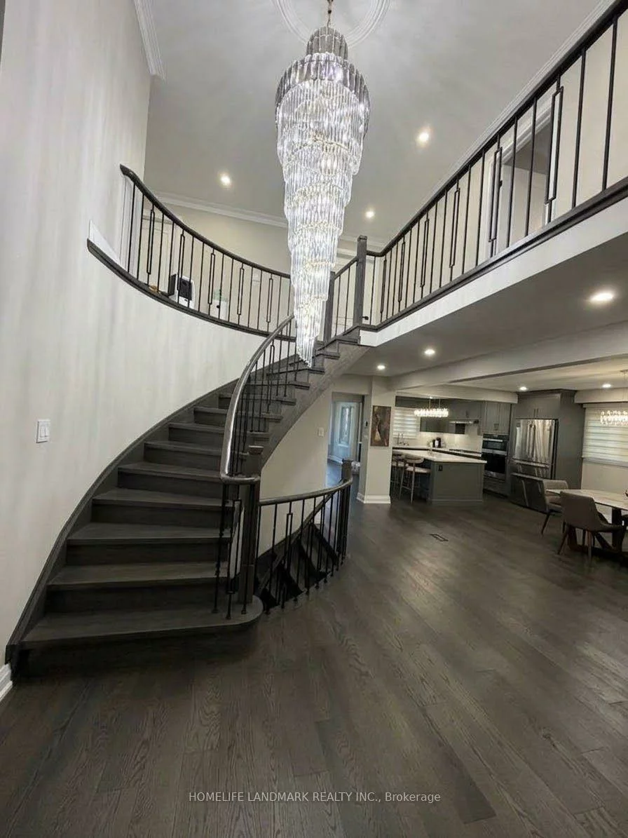 11, Ravenhill, Milliken Mills East, Markham