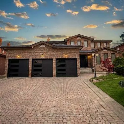 Upper 11, Ravenhill, Milliken Mills East, Markham