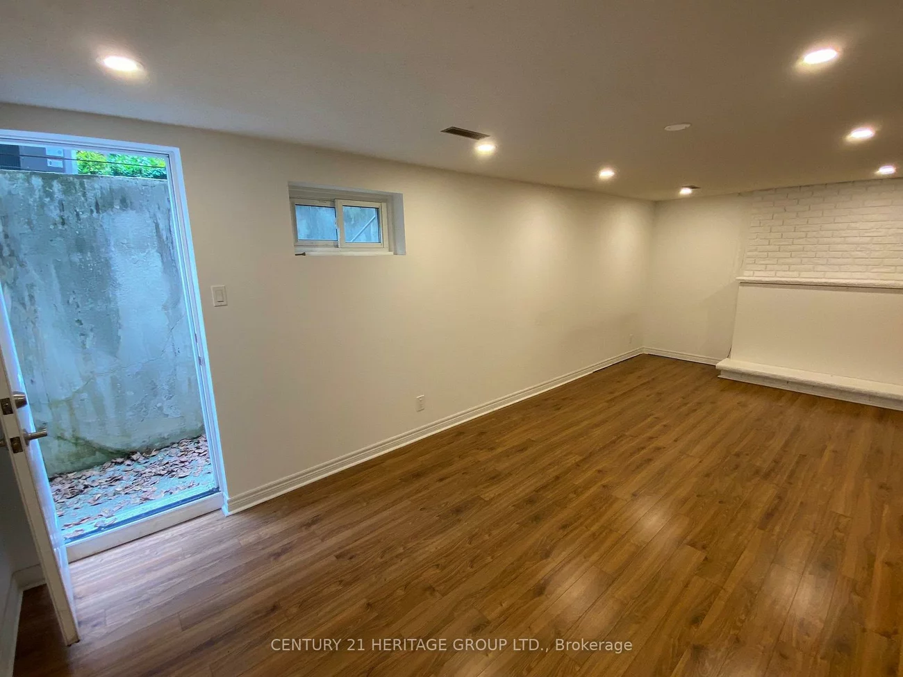 24, Charnwood, Aileen-Willowbrook, Markham