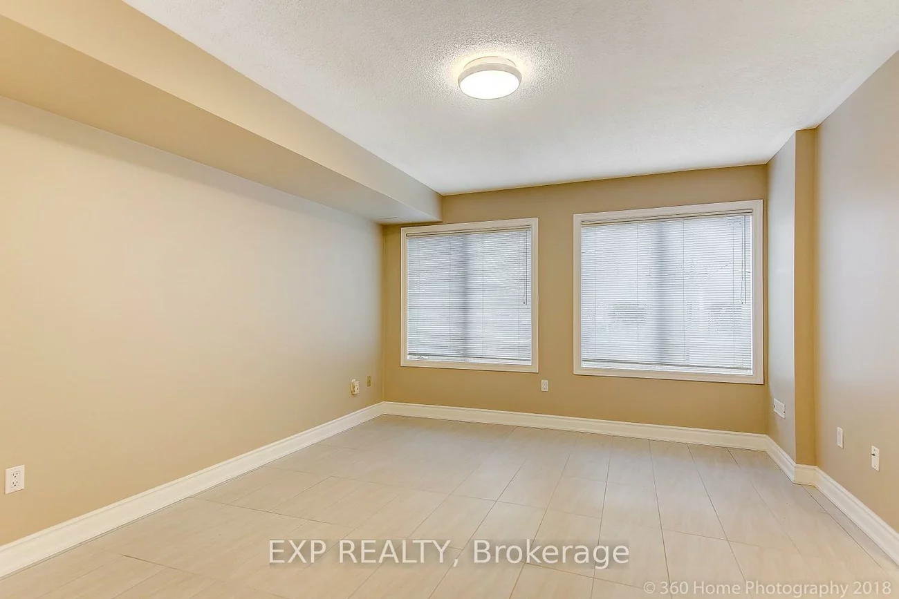 136, Galleria Pkwy, Commerce Valley, Markham