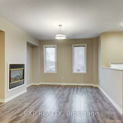 136, Galleria Pkwy, Commerce Valley, Markham