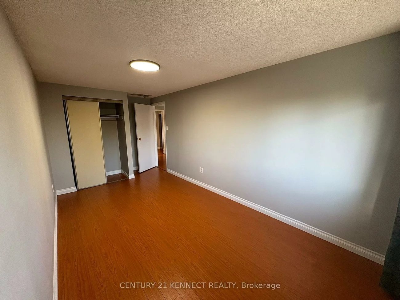 68, Larksmere, Milliken Mills West, Markham