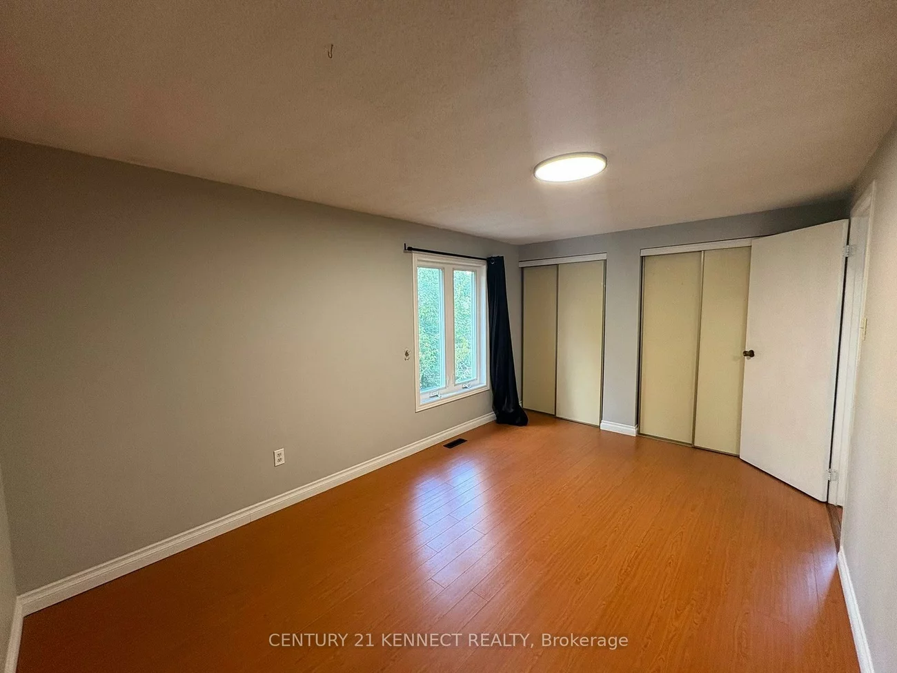 68, Larksmere, Milliken Mills West, Markham