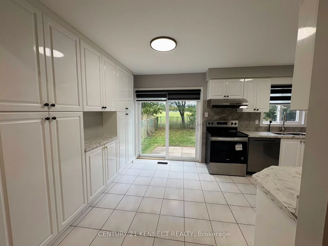 68, Larksmere, Milliken Mills West, Markham