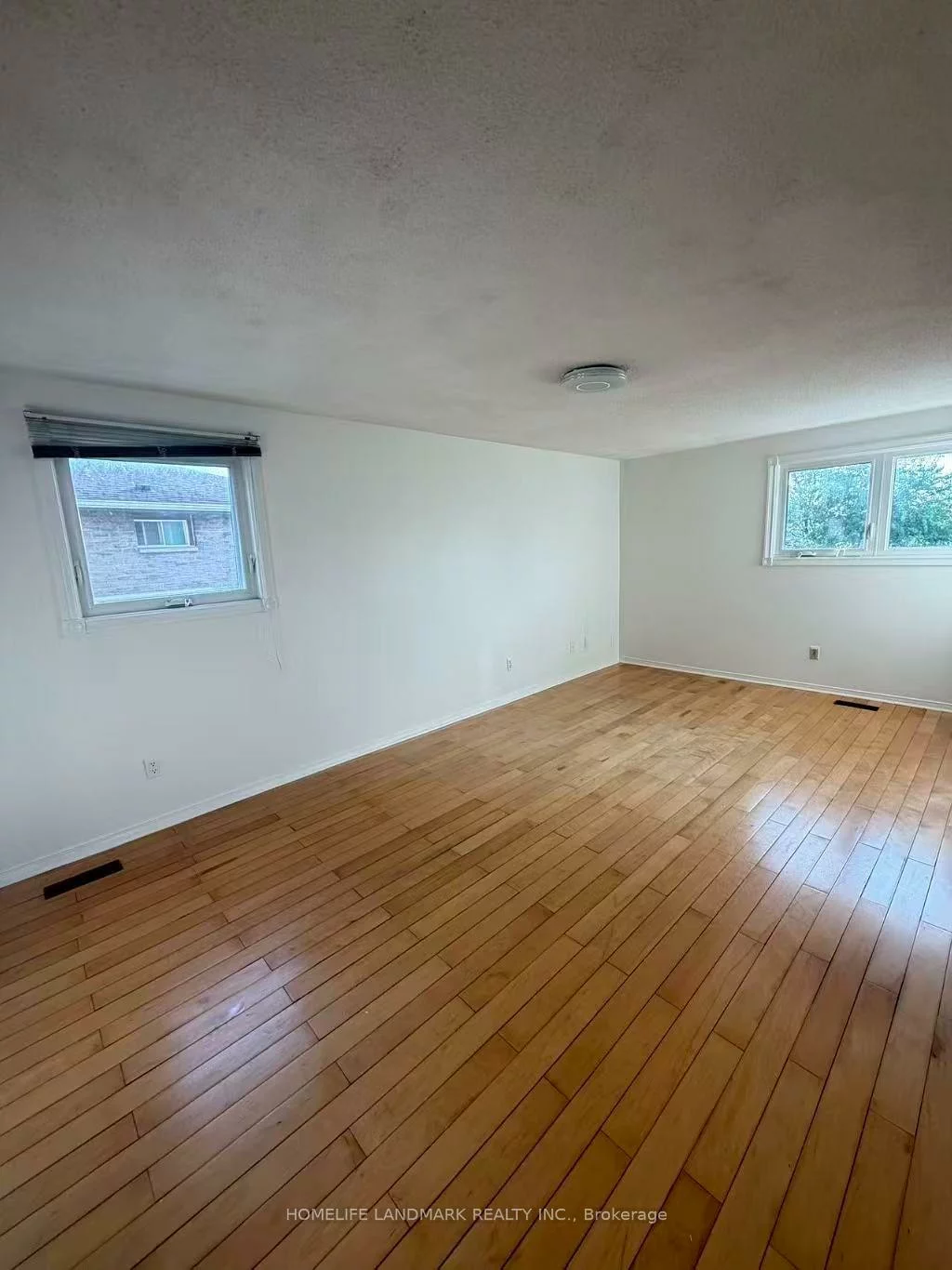 8, Fullerton, Milliken Mills West, Markham