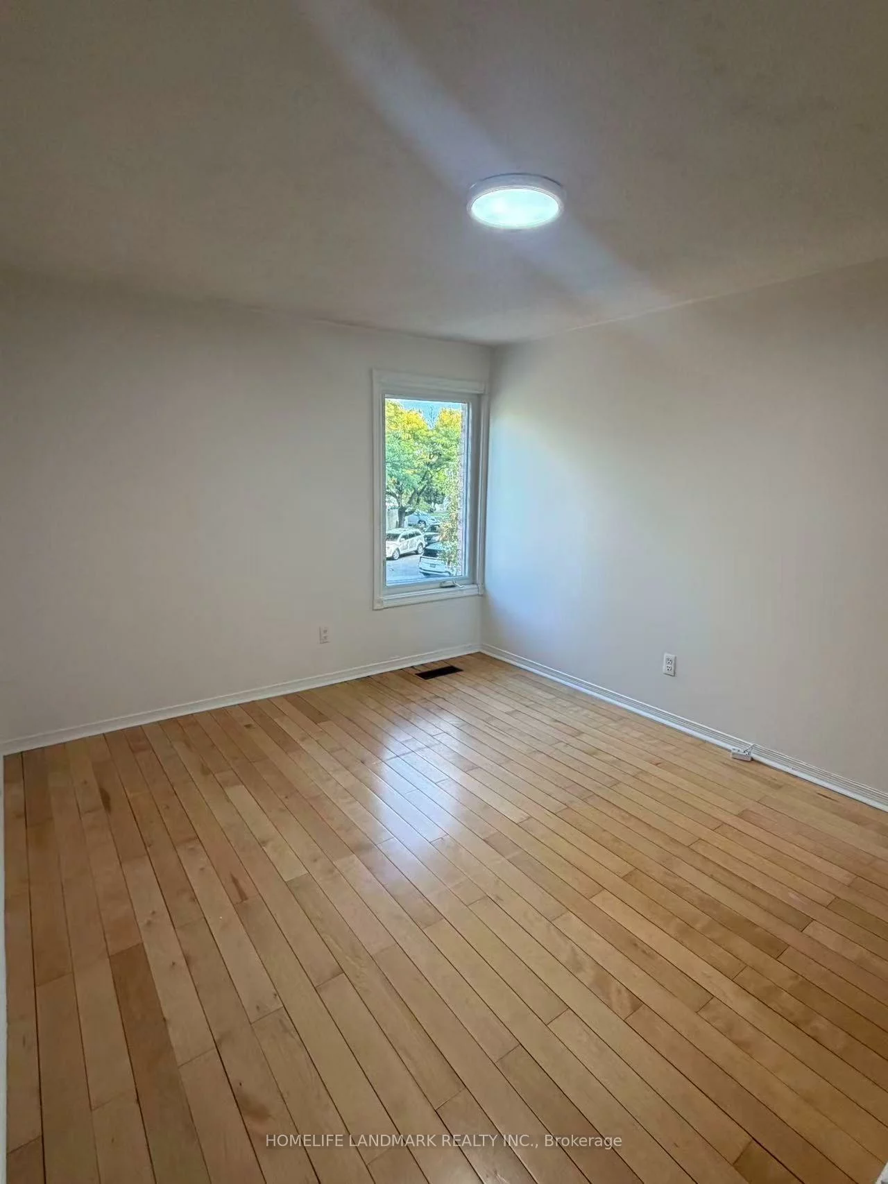8, Fullerton, Milliken Mills West, Markham