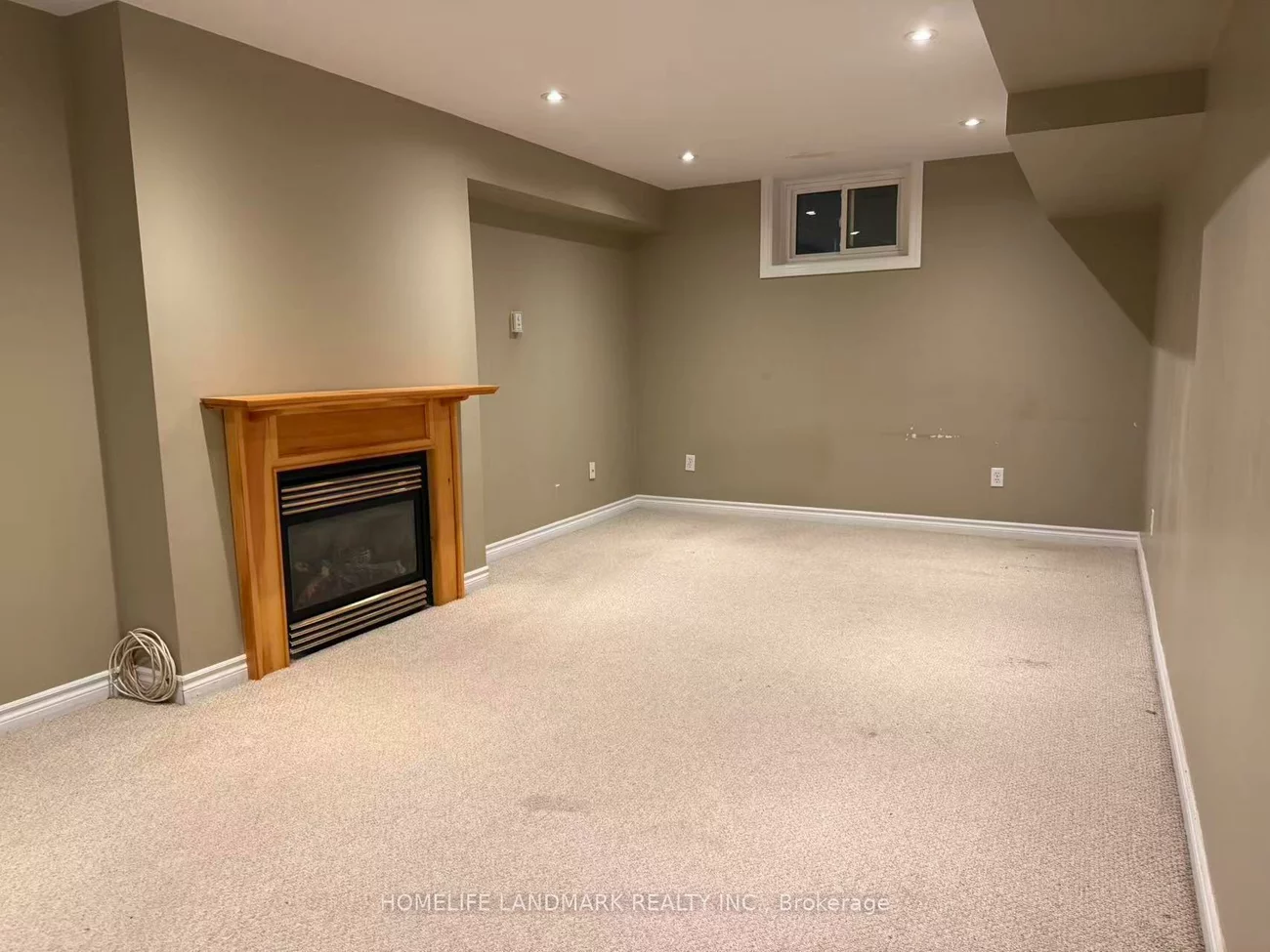 83, Lincoln Green, Bullock, Markham