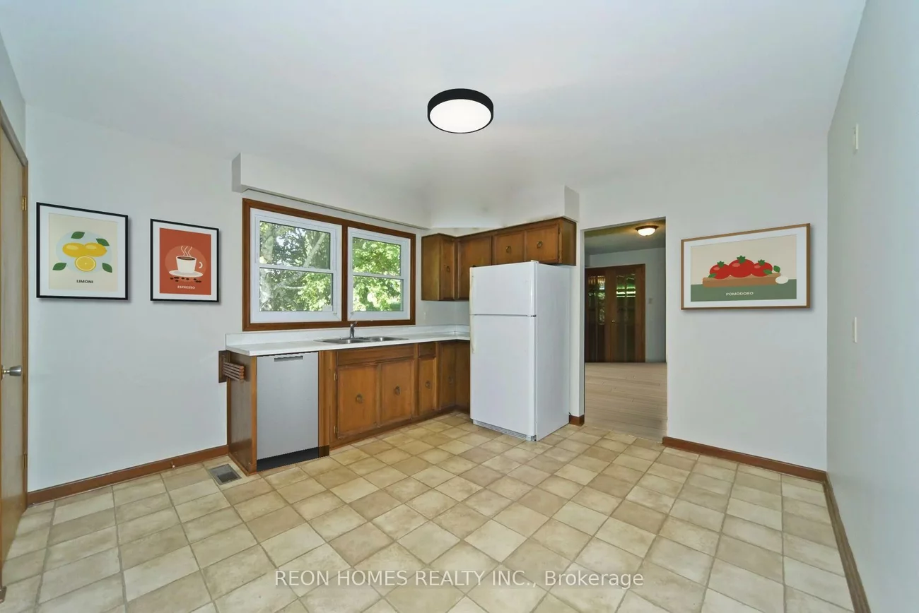 7658, Ninth, Box Grove, Markham