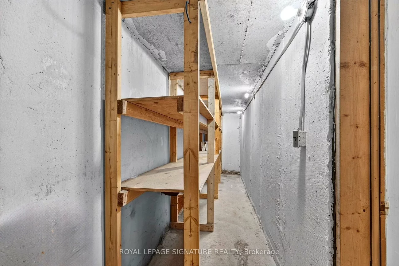 1, Banquo, Royal Orchard, Markham