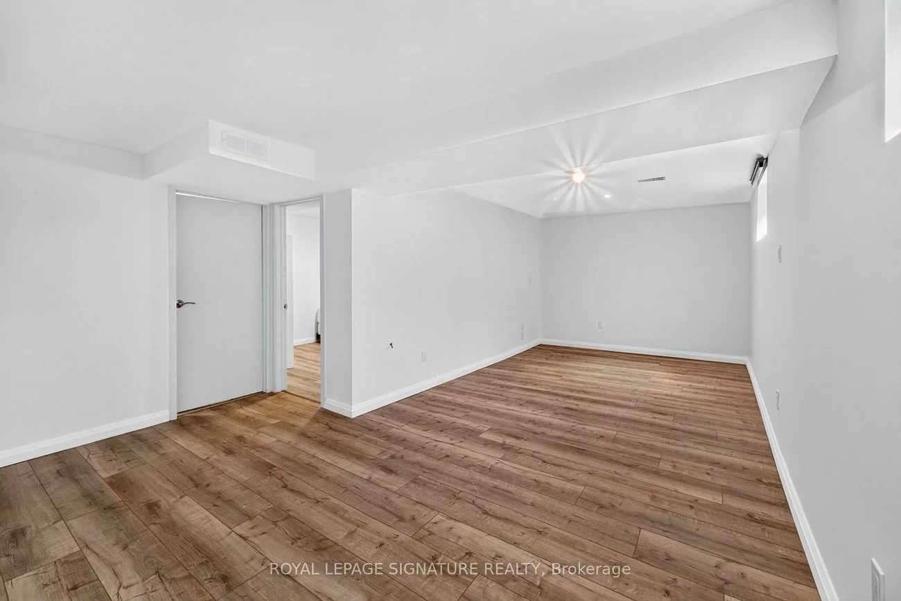 1, Banquo, Royal Orchard, Markham