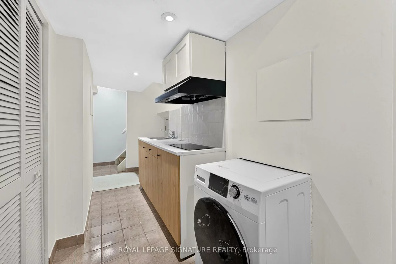 1, Banquo, Royal Orchard, Markham