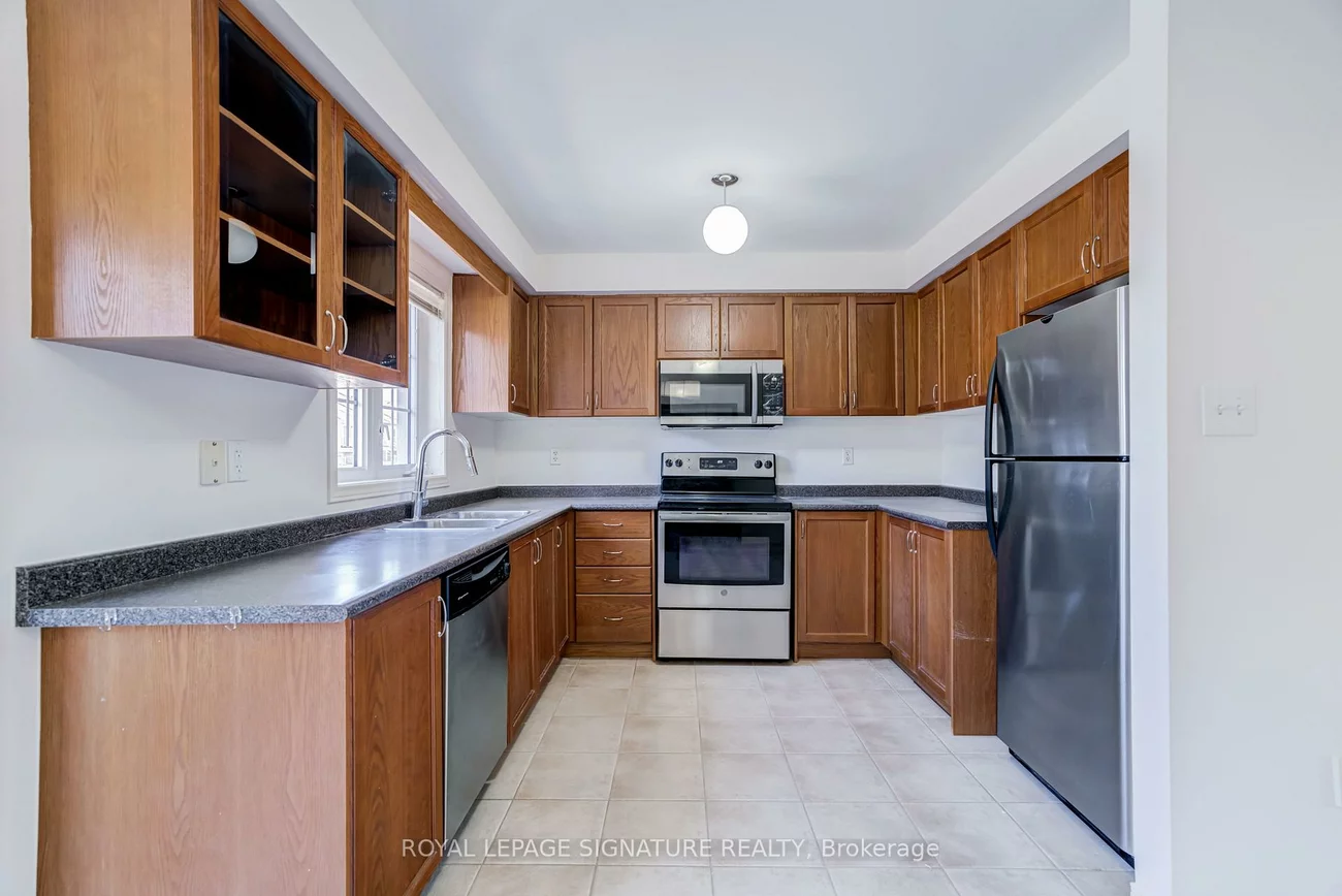 67, Prince Charles, Berczy, Markham