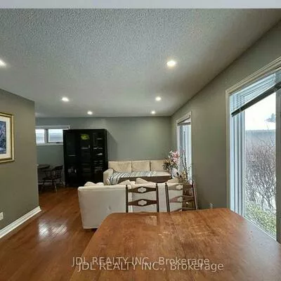 110, Robinson St, Bullock, Markham