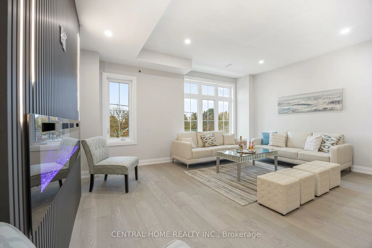 2948, Elgin Mills, Victoria Square, Markham