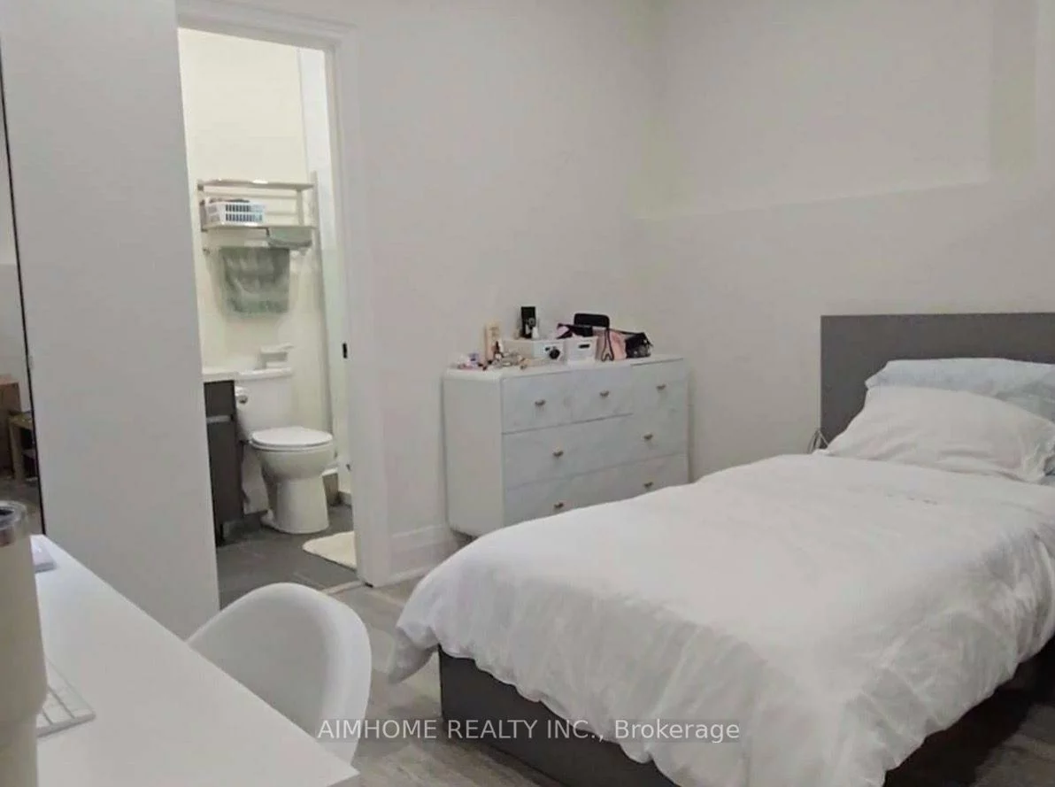 56, Bonnycastle, Unionville, Markham