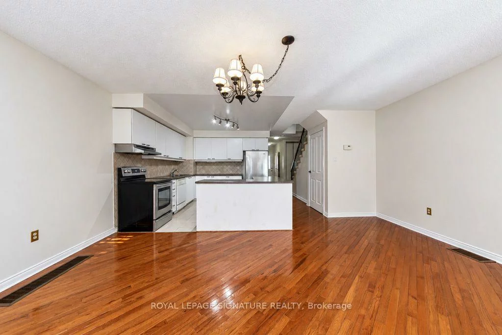 45, Augusta, Royal Orchard, Markham