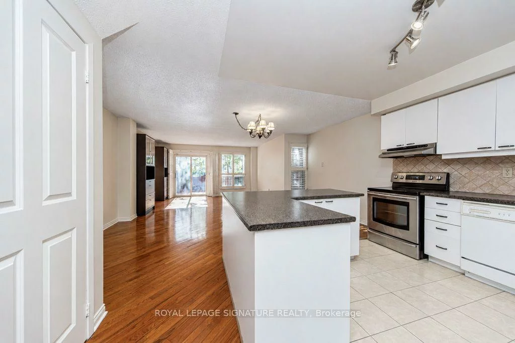 45, Augusta, Royal Orchard, Markham