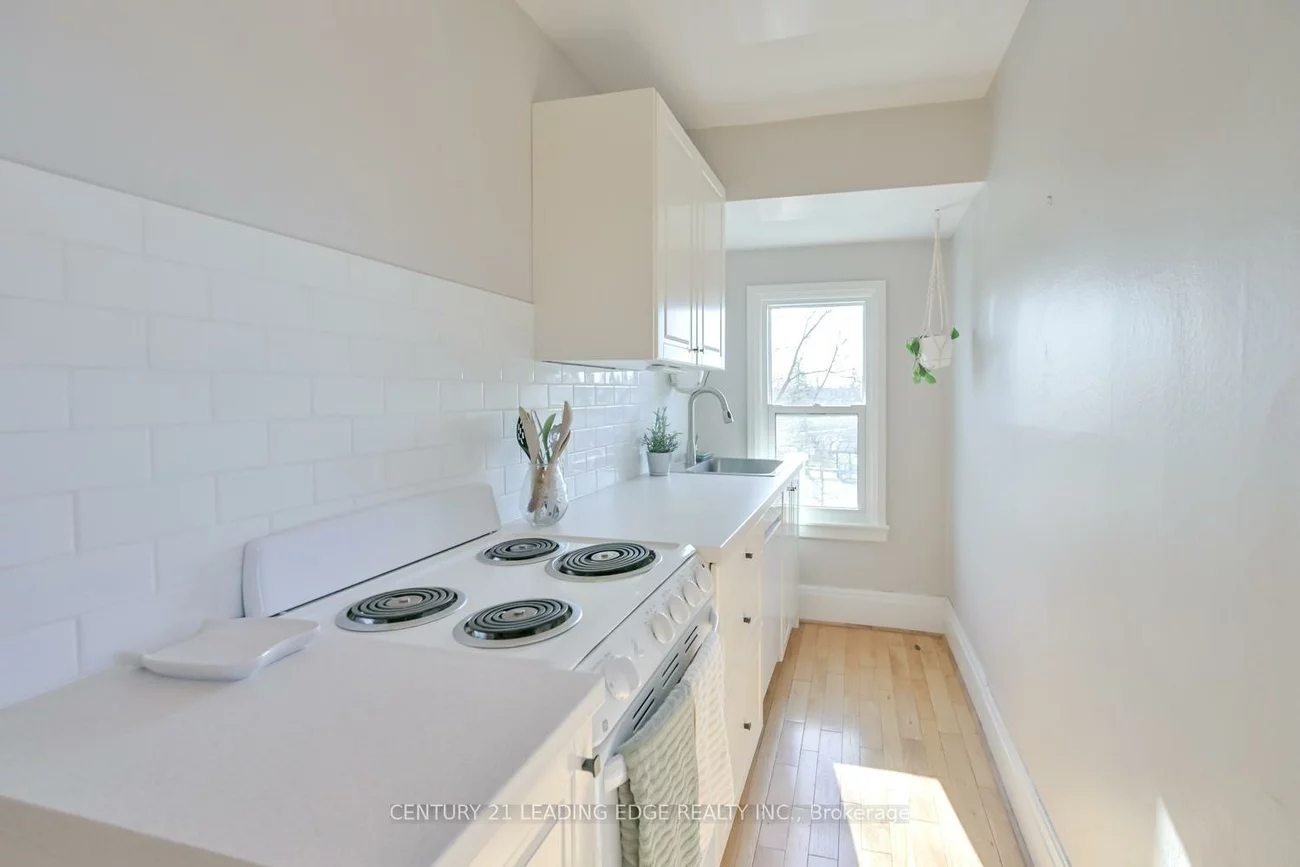 202, Main, Old Markham Village, Markham