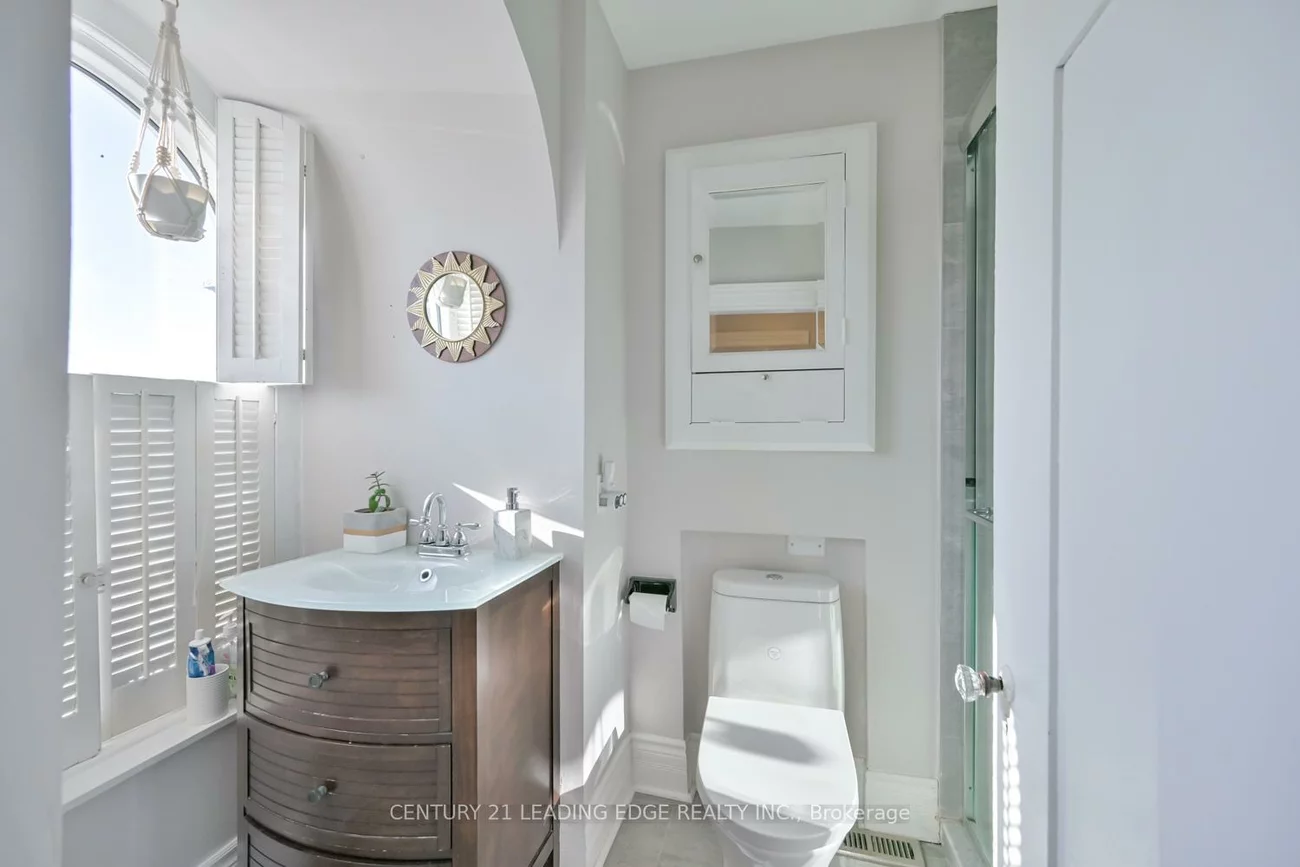 202, Main, Old Markham Village, Markham