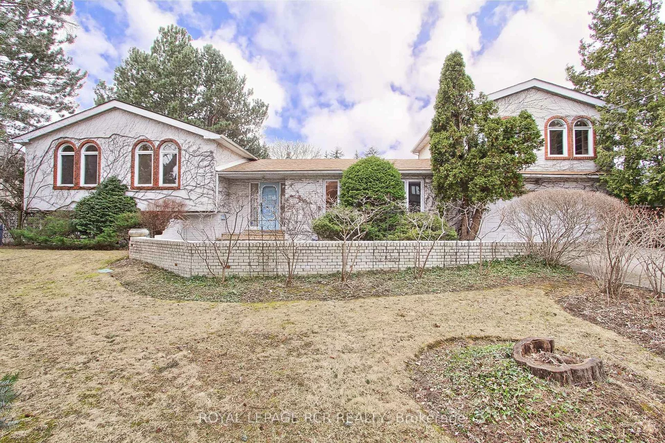 4, Thornlea, Thornhill, Markham