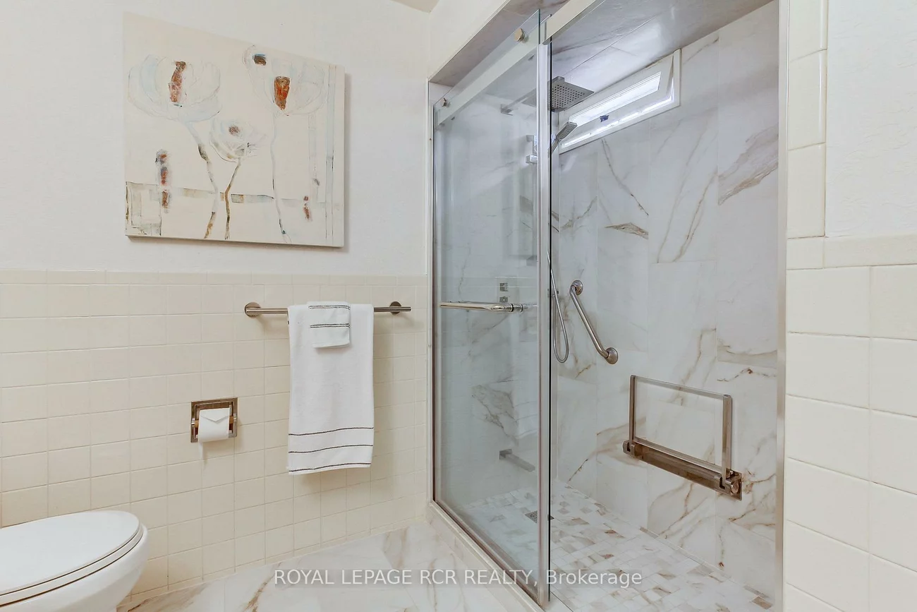 4, Thornlea, Thornhill, Markham