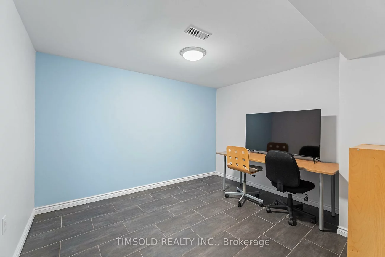 1, Baintree, Wismer, Markham
